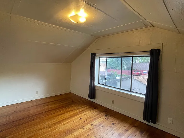 723 W Aspen Ave #B — Photo 8