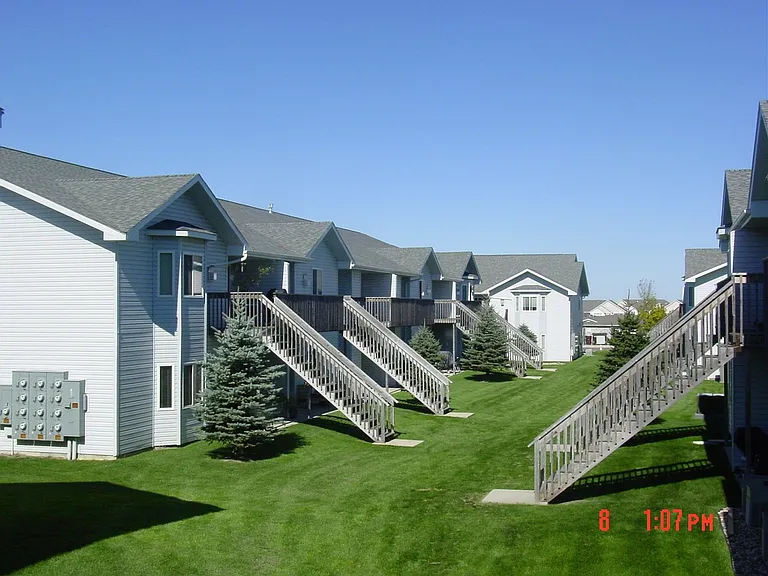 Deer Ridge Apartments — Photo 18
