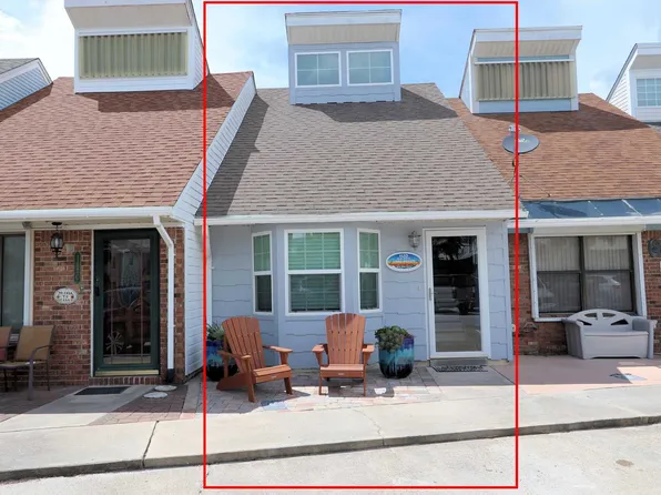 112 37th St #D, Mexico Beach, FL 32456
