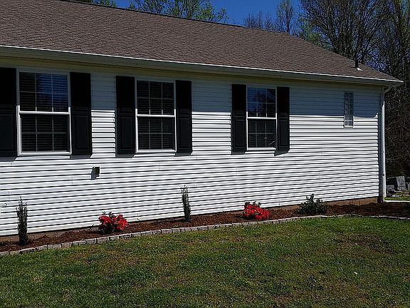 AZALEAS LANDSCAPED 2017