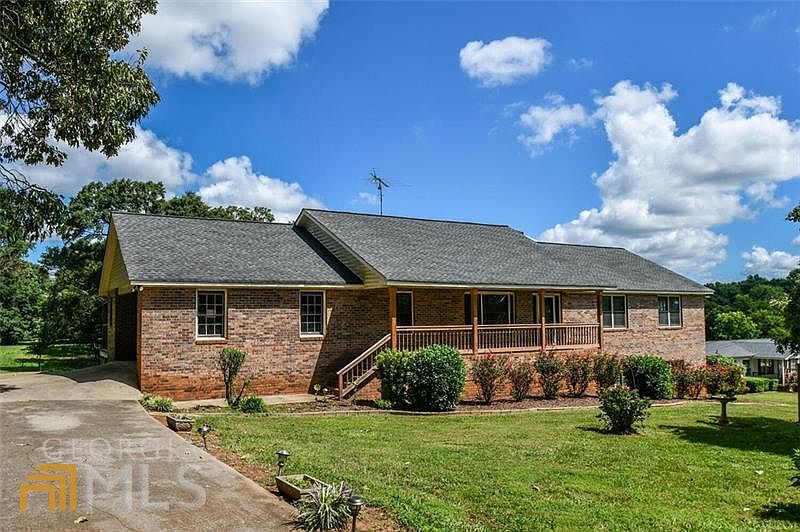 17 Comer St, Maysville, GA 30558 MLS 10087263 Zillow