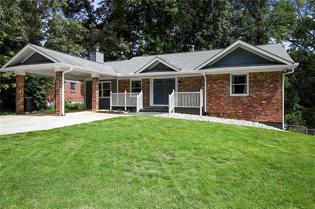 3236 Burgundy Rd photo 1