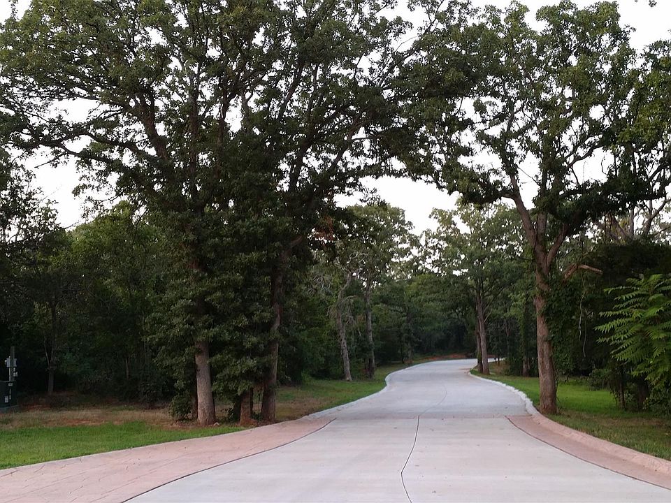 1st image of 2450 Tangled Oak Trl