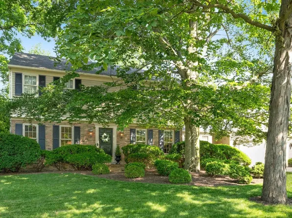 3315 Maxim Dr, Fort Wayne, IN 46815