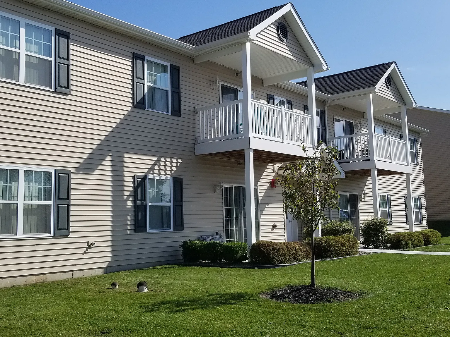The Gateway II Apartments — Photo 1