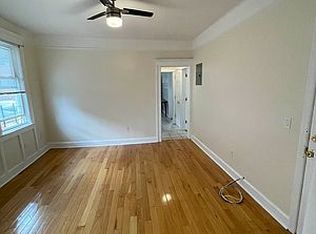42-34 77th St #1, Elmhurst, NY 11373