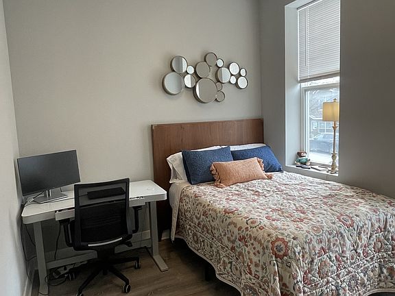 5th image of 1345 N Bosworth Ave #2F