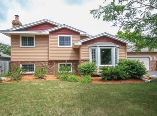 1725 129th Ln NW, Coon Rapids, MN 55448