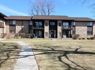256 E Thirteen Mile Rd APT 6, Madison Heights, MI 48071