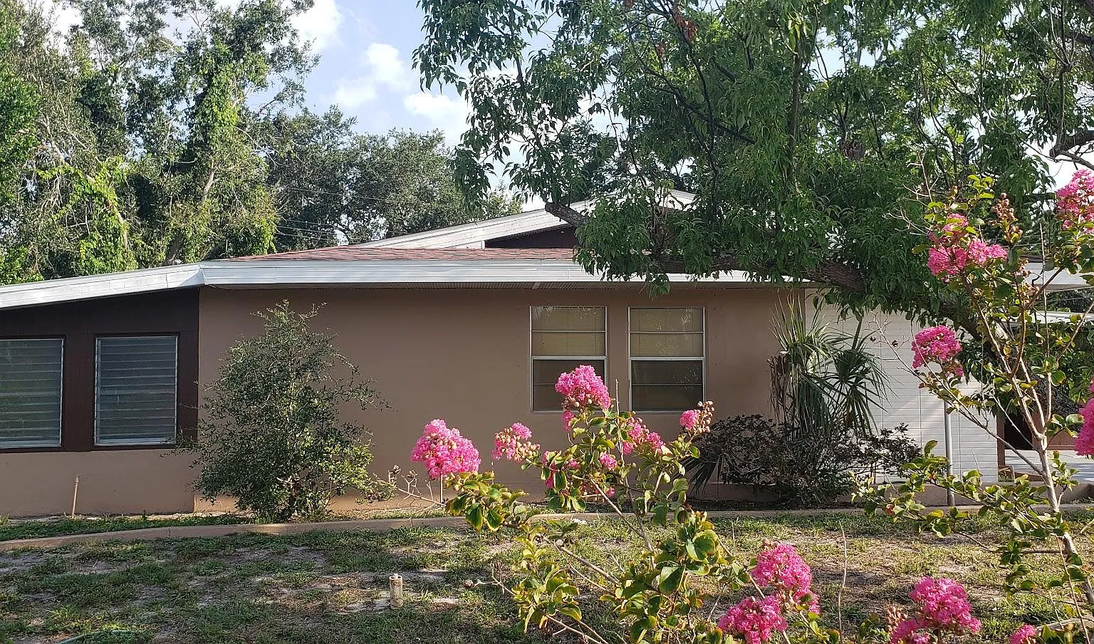 3 bed, 1483 sqft, $1,995 — Photo 2