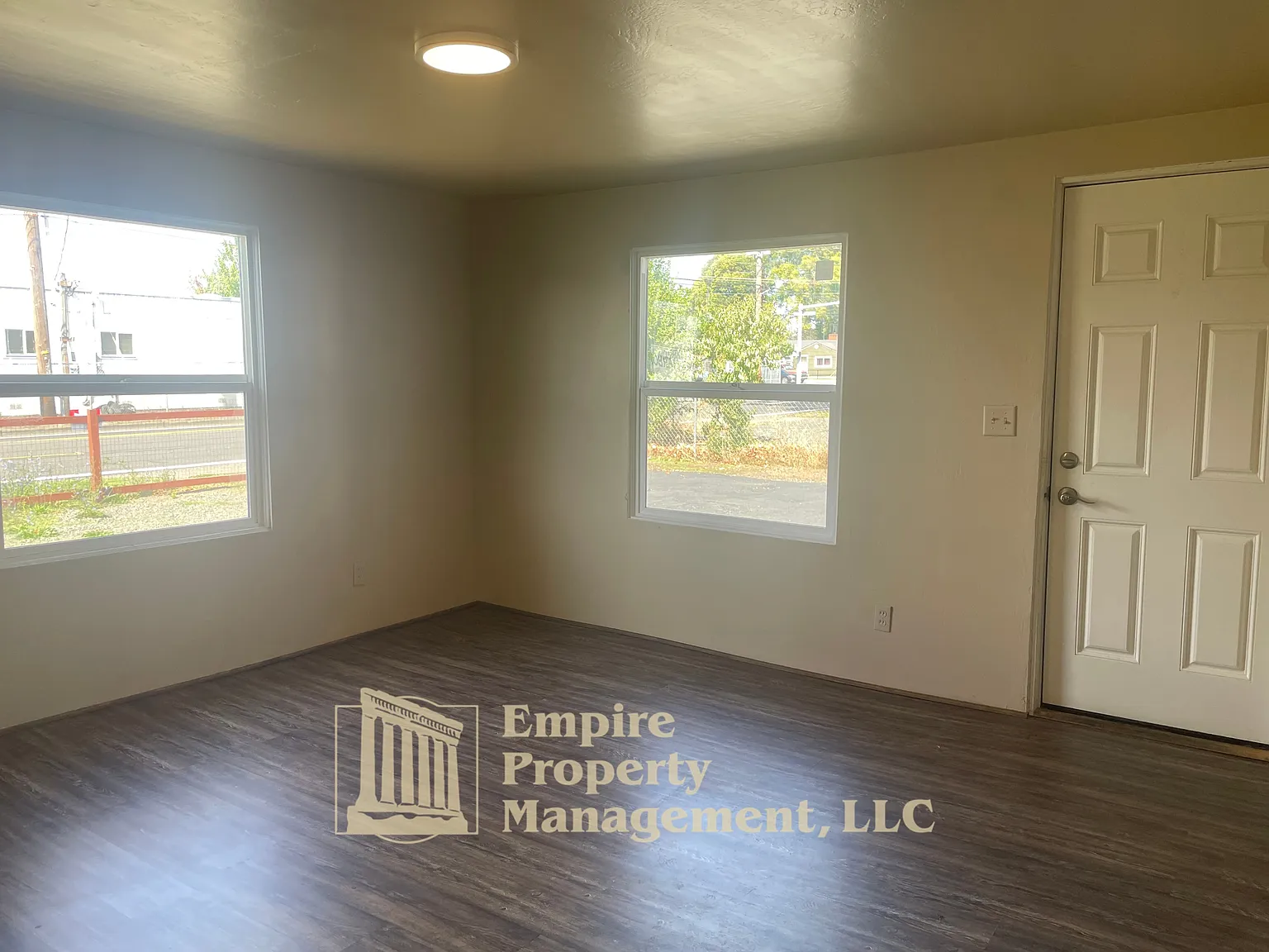 173 North Seneca Road - 1 — Photo 4