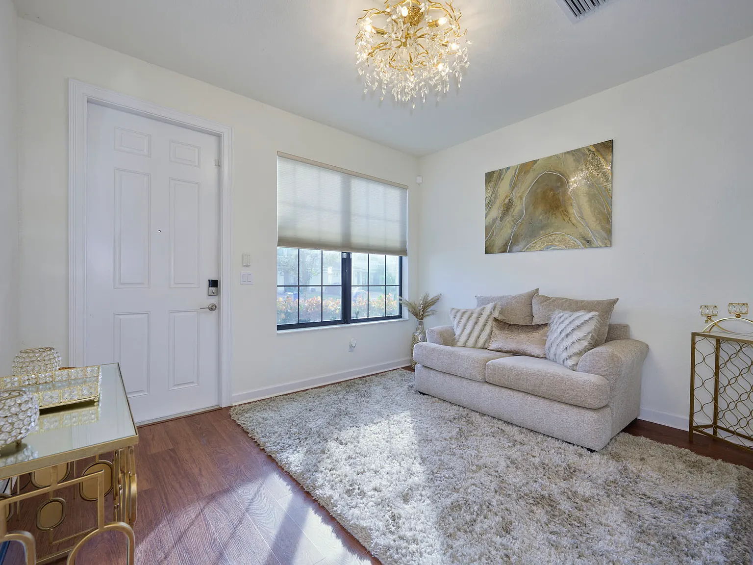 9880 East Villa Circle - 1 — Photo 2