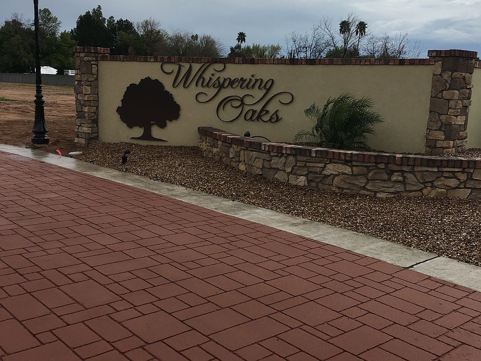 1st image of 2305 N Harris Dr