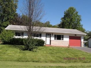 3812 W Fairington Dr, Bloomington, IN 47403