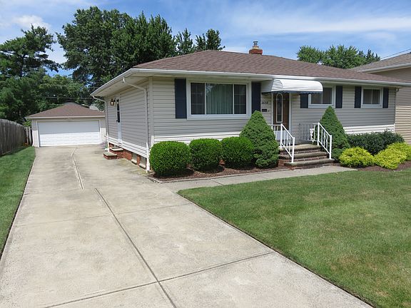 2nd image of 2656 Friar Dr