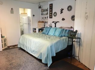 694 Lincoln Ave, Clawson, MI 48017