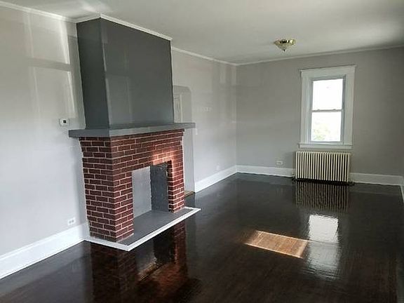5th image of 17 Whittemore Pl Floor 1
