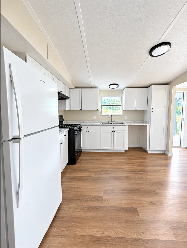 3 bed, 960 sqft, $1,095 — Photo 4