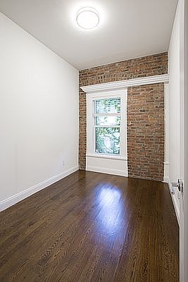 5th image of 115 E 60th St #5A