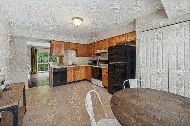 3 bed, 1440 sqft, $2,300 — Photo 4