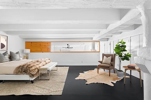 Sold by Compass | media 18