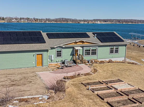 111 Lynn Rd, Ottertail, MN 56571