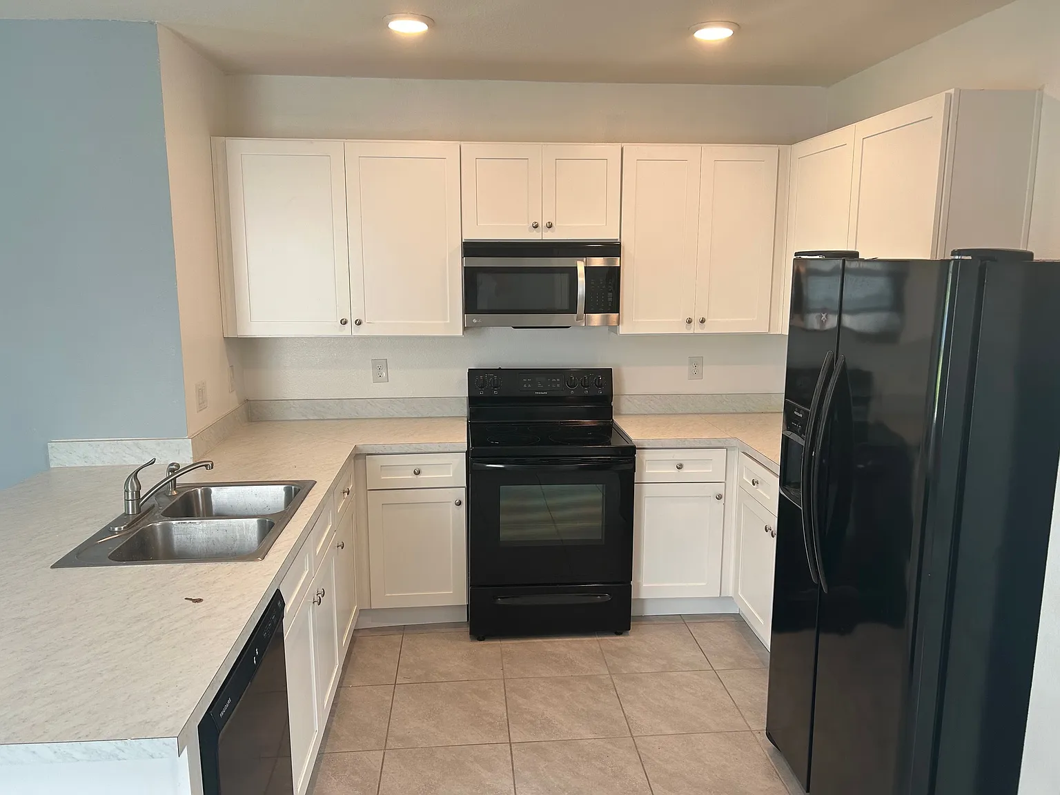 3 bed, 1504 sqft, $2,300 — Photo 4