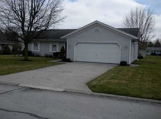 803 Helen Dr, Wapakoneta, OH 45895