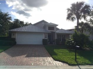 457 11th Sq SW, Vero Beach, FL 32962