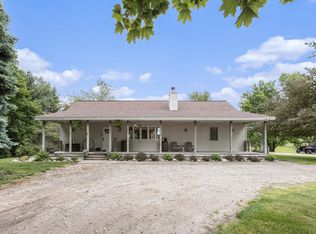 44 Parnell Ave SE, Lowell, MI 49331