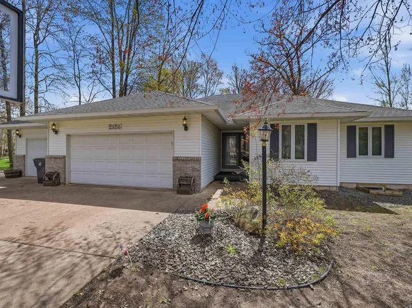 2151 W BREEZEWOOD, Plover, WI 54467
