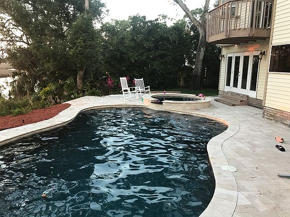 2nd image of 891 Hewitt Dr