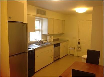 5th image of 617 N Grove St
