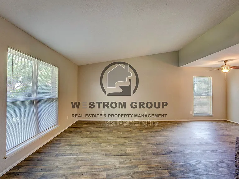 7801 Summerglen Rd — Photo 34