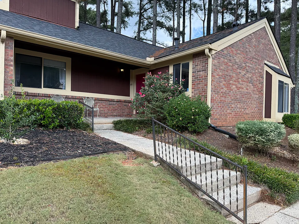 49 Country Place Ct