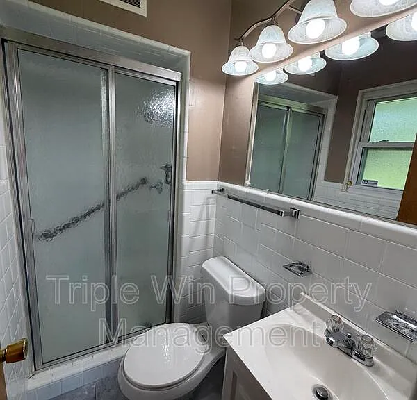 1871 Shardell Dr — Photo 33