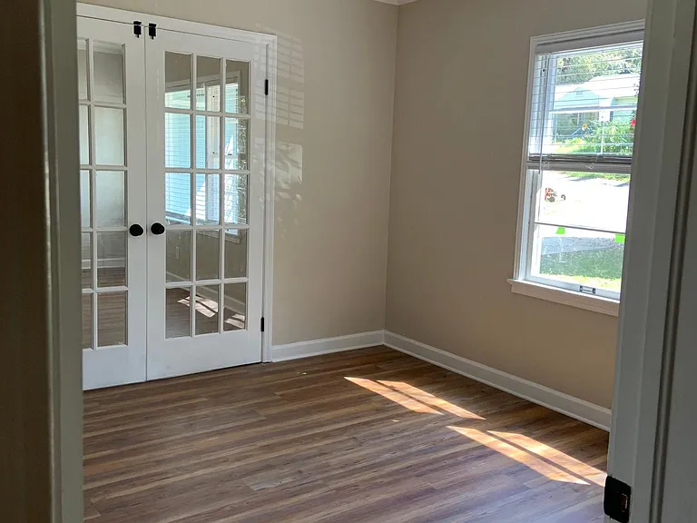 926 Carraway St — Photo 10
