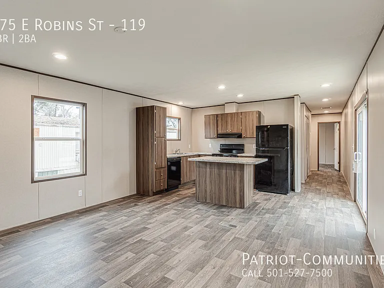 475 E Robins St #119 — Photo 5