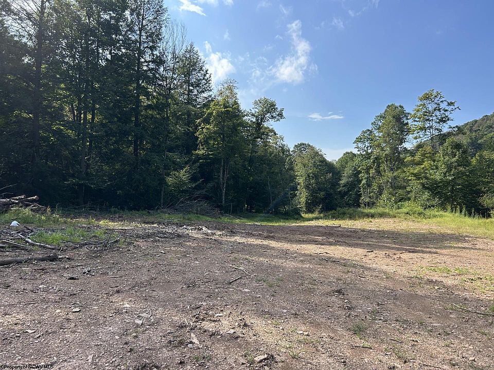 1st image of 9 Possum Hollow Rd