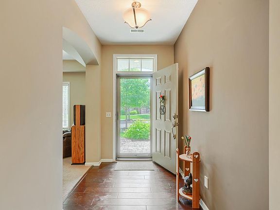 5th image of 12286 Midway Cir NE