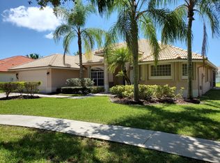 130 Silver Bell Cres, Royal Palm Beach, FL 33411