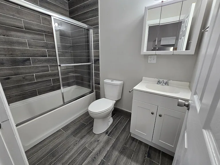 37 William St #1A — Photo 12