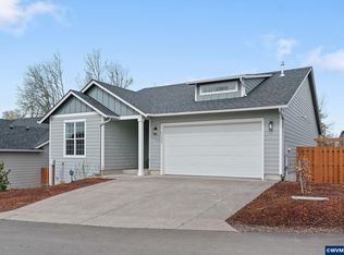9324 Glory Ct NE, Salem, OR 97305