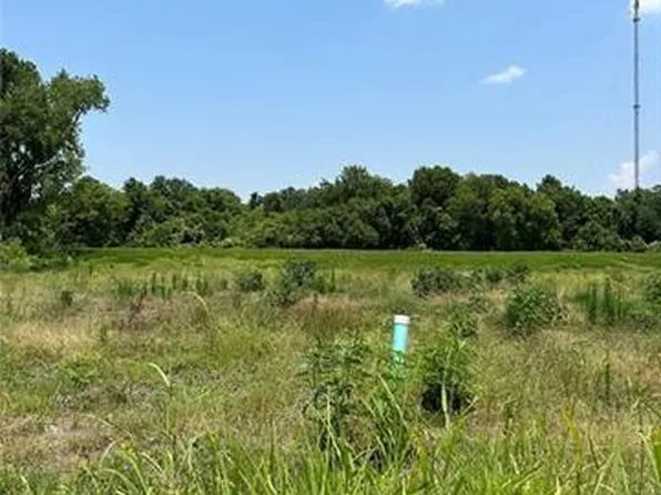 131 Holmes Blvd, Gretna, LA 70056