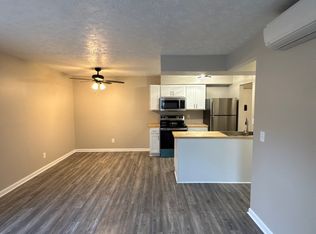 2390 W North Bend Rd #4, Cincinnati, OH 45239