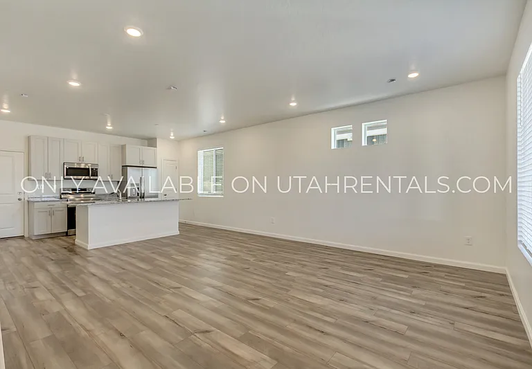 238 N Colonnade Rd — Photo 5