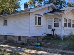 613 E 5th St, Pana, IL 62557