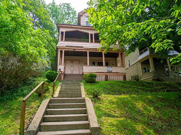 722 Euclid Avenue - Available 8/1/27 -Spacious Duplex Close To Campus, 722 Euclid Ave, Syracuse, NY 13210