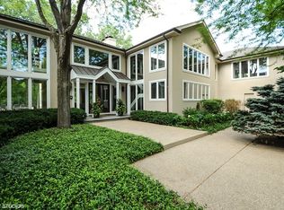 8 Lakewood Dr, Bannockburn, IL