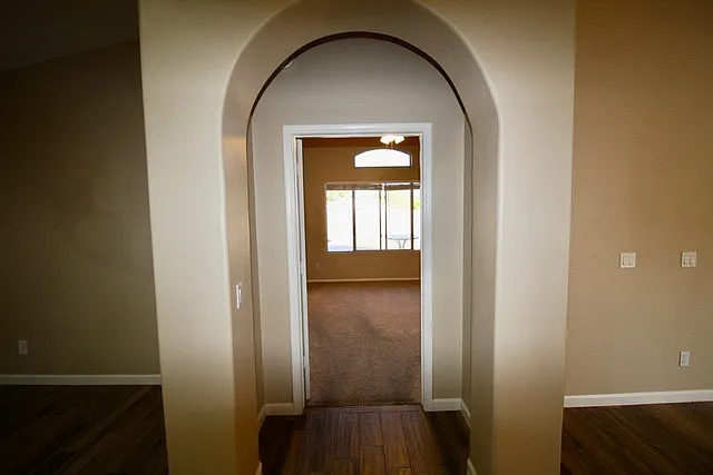1115 E Pontiac Dr — Photo 11